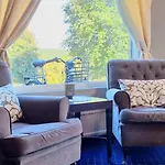Storstua Omsorgs- Og Konferansesenter Hotel Royken