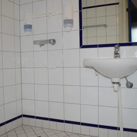 Storstua Omsorgs- Og Konferansesenter 3* Royken