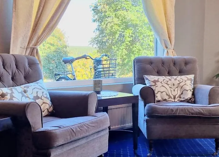 Storstua Omsorgs- Og Konferansesenter Otel Royken